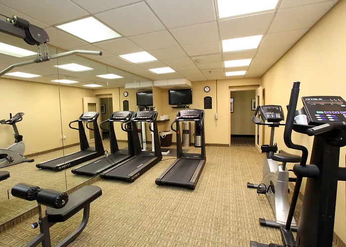 Best Western Paramus Hotel & Suites